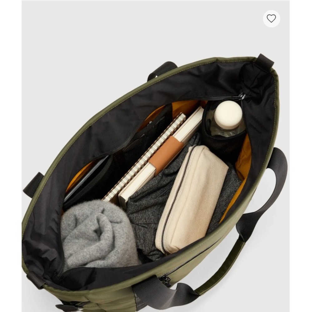Quince Weatherproof Utility Tote / NWT & Still in Bag / Water Resistant / 17.8L